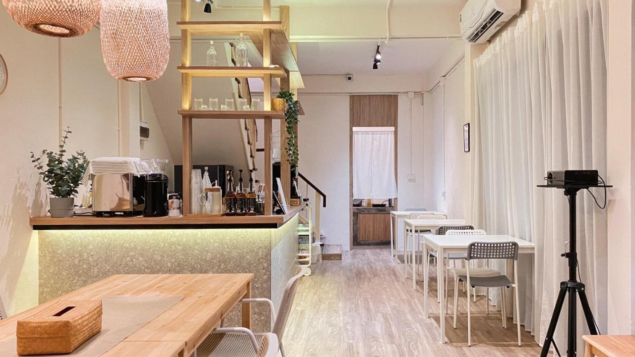 Ben&Pooh Hostel Bangkok Eksteriør billede